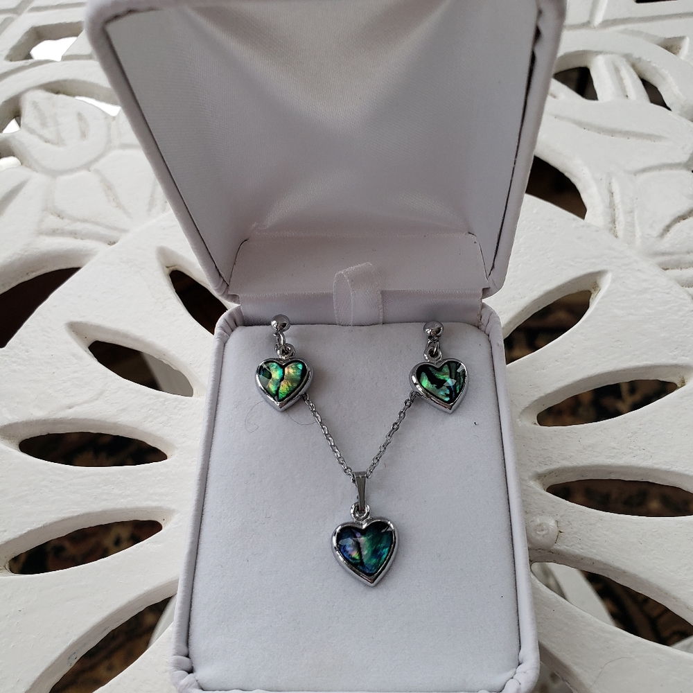 Paua Shell heart jewelry set.